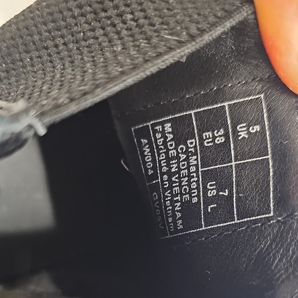 Dr. Martens Cadence Chelsea Black Leather Boots Size 7 Great Condition - Picture 10 of 10